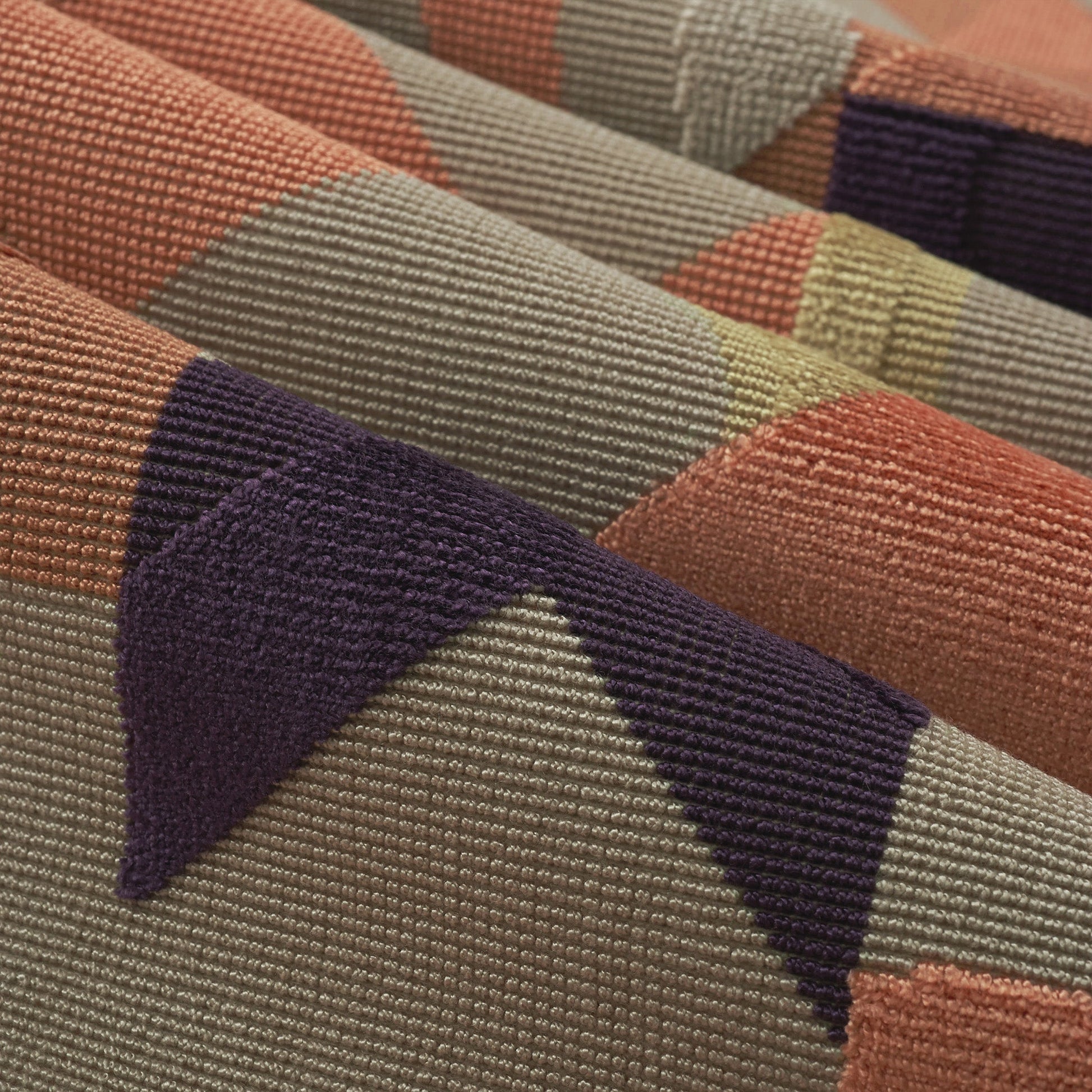 SHEELER MODERN Pillow | SPRING - Fineza