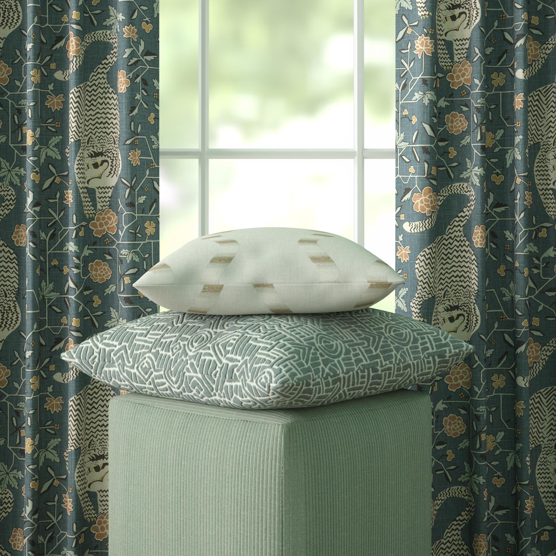 Single Width Decorative Panels Troyes in Orion - FineZa4