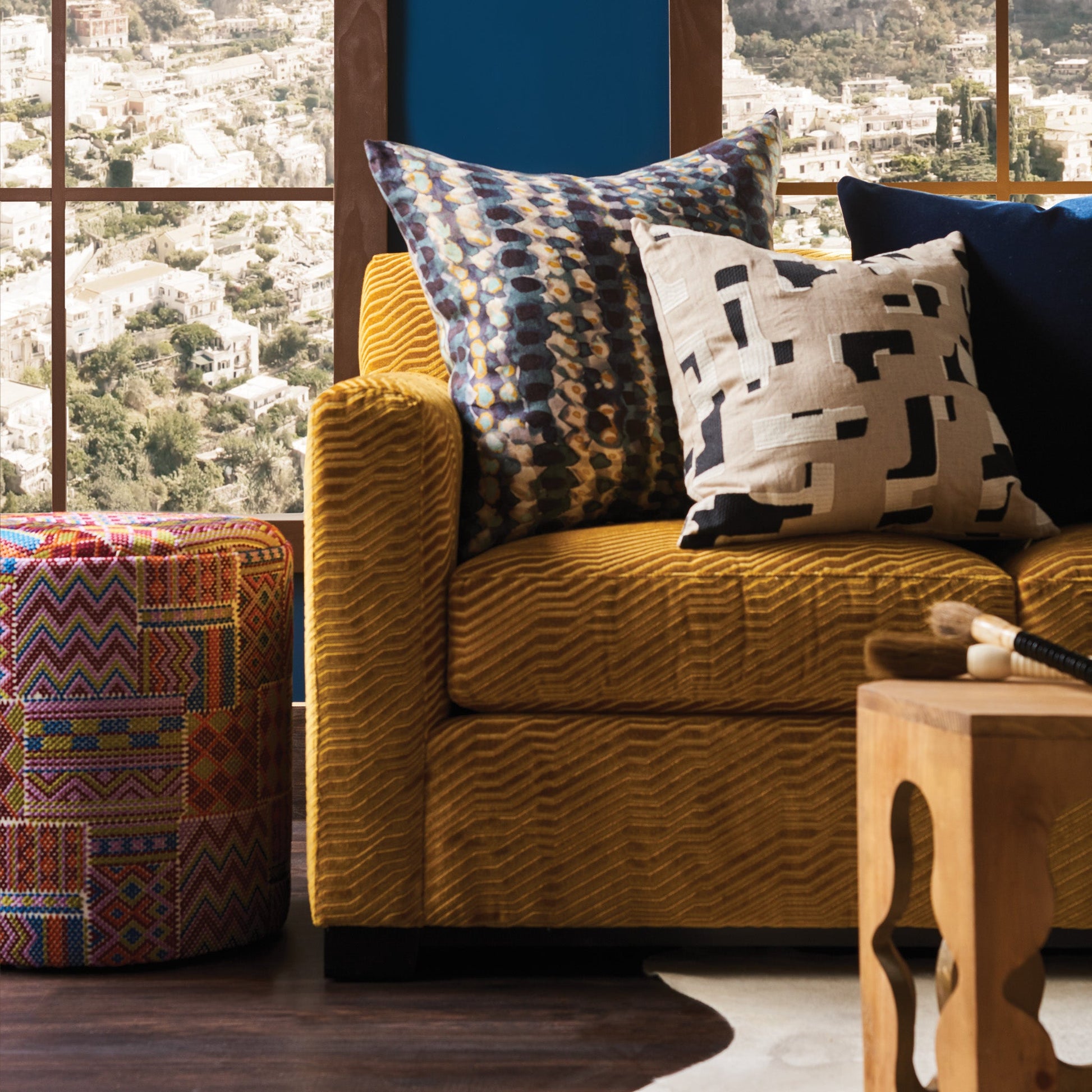 HIDALGO Pillow | EBONITE - Fineza